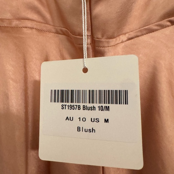 NWT Selfie Leslie PERFECT DAY SATIN MIDI DRESS BLUSH- Medium - Picture 6 of 11